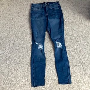 Hollister Ripped jeans